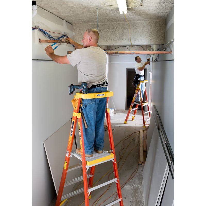 Werner PD6206-4C Podium Stepladder,6 Ft,fiberglass,300 lb - Image 8