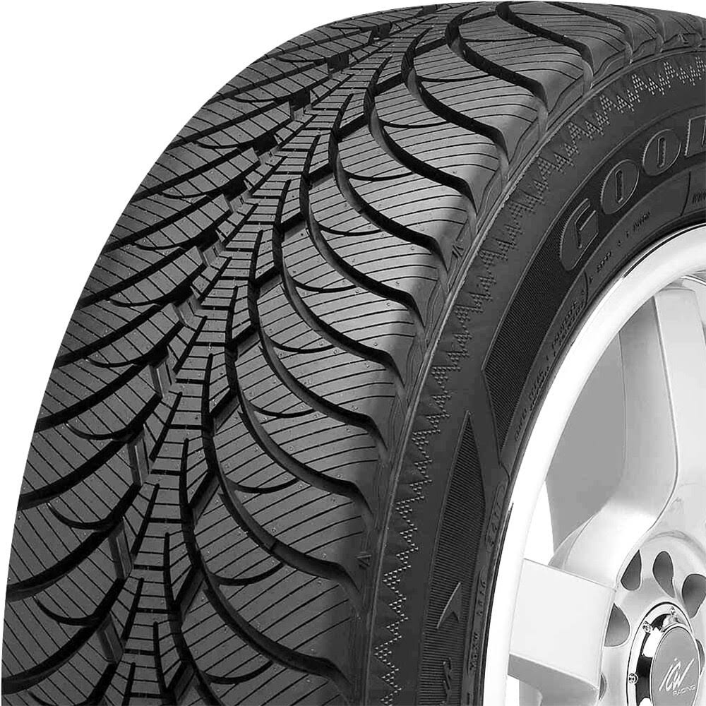 Goodyear Ultra Grip Ice WRT 195/65R15 91S Winter Tire - Image 2