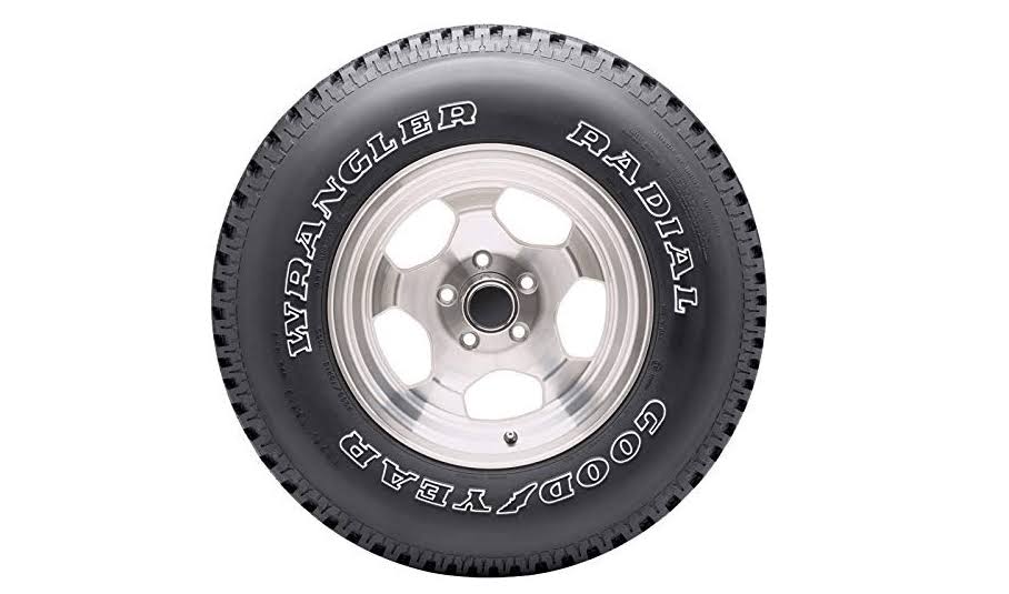 Goodyear Wrangler Radial Tire P235/75R15 - Image 4