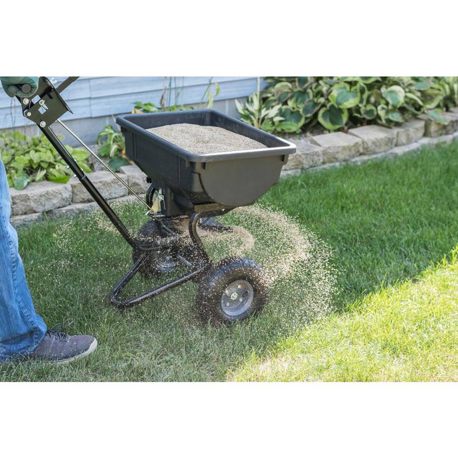 Agri-Fab 85 lb. Pro Push Broadcast Spreader - Image 5